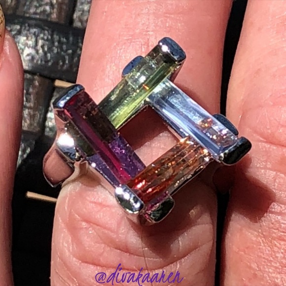 Unique Multicolor Zirconia Rhodium Ring - Picture 2 of 10